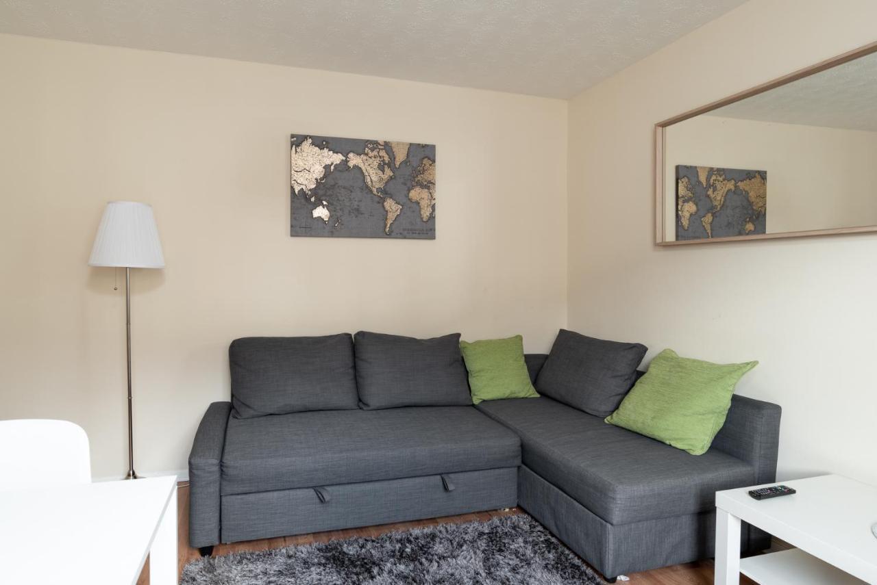 Luxury Central Link Luton/London/M1/Airport/Station/Long Stay Лутън Екстериор снимка